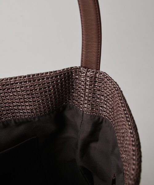 russet(ラシット)の「ナイロンラフィアワンショルダーバッグ(ショルダーバッグ・レディース・ブラック/ダークブラウン/アイボリー・FREE)」の11枚目の写真