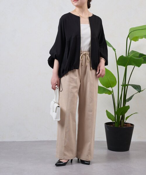 Jena espace merveilleux(ジェナ エスパスメルヴェイユ)の「裾ドロストヨウリュウブルゾン(ベスト・レディース・ブラック/オフホワイト/ベージュ・FREE)」の4枚目の写真