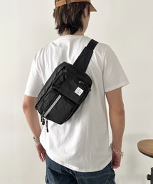 real design（リアルデザイン）の「マルチポケット/2WAYウェストバッグ＆ショルダーバッグ/ユニセックス（ボディバッグ/ウエストポーチ）」