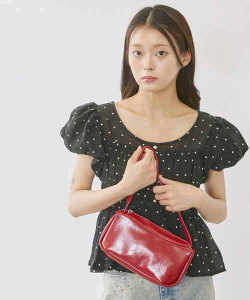 P.V.T(ピーブイティー)の「シャーリングパフスリーブフリルPO(その他トップス・レディース・アイボリー系/Black・F)」の9枚目の写真