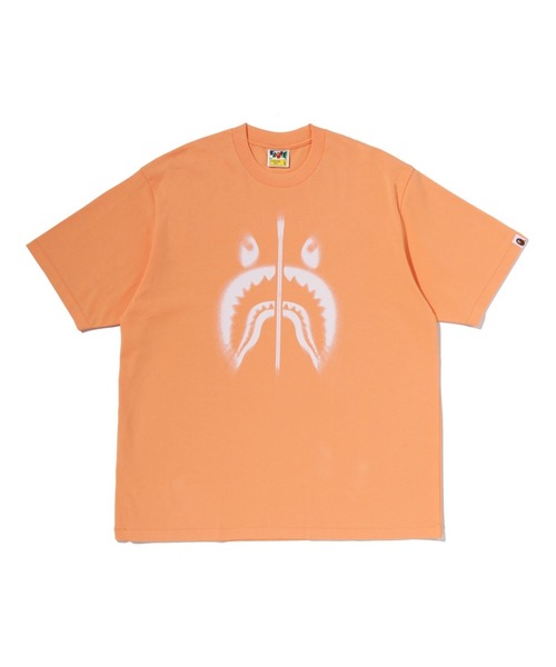 A BATHING APE(アベイシングエイプ)の「SPRAY SHARK RELAXED FIT TEE(Tシャツ/カットソー・メンズ・ブラック/ホワイト/ブルー/オレンジ・XX-LARGE/X-LARGE/MEDIUM/SMALL/LARGE)」の4枚目の写真