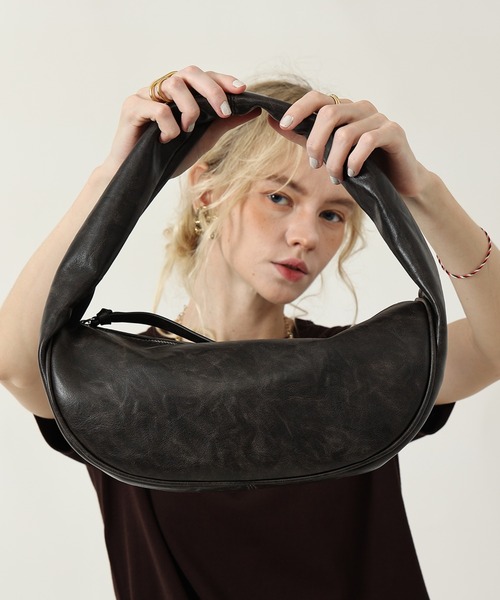 style code(スタイルコード)の「ZOZO限定【STYLE CODE/スタイルコード】ユニセックス ワンショルダー レザータッチ ホーボーバッグ(ショルダーバッグ・レディース・ダークブラウン/レオパード/ブラック・FREE)」の9枚目の写真