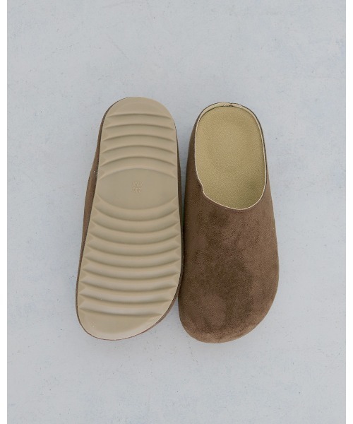 cheriella(シェリエラ)の「【cheriella】スウェードフラットサンダル SUEDE FLAT SANDALS(サンダル・レディース・ライトグレー/ブラウン/ベージュ・MEDIUM/SMALL)」の8枚目の写真