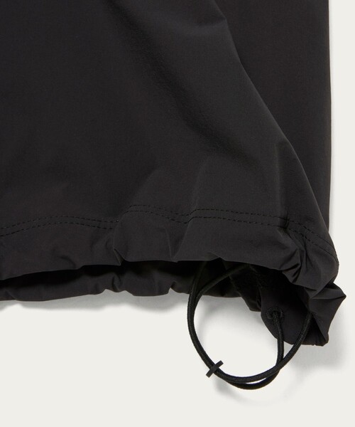 BEAUTY&YOUTH UNITED ARROWS（ビューティーアンドユースユナイテッドアローズ）の「360°MASTER ICE アジャスト ポロシャツ セットアップ対応 接触冷感 ストレッチ 撥水 UVカット（ポロシャツ・メンズ・ダークグレー/ブラック・L/XL/S/M）」の16枚目の写真