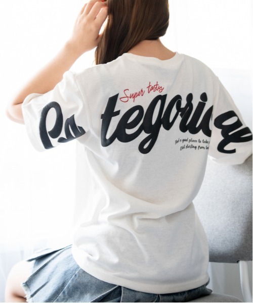GORGE（ゴージ）の「《発泡バックロゴ×刺繍ロゴ》Ｔシャツ／ストリート／春夏／全3色（Tシャツ/カットソー・レディース・ホワイト/ネイビー/ブラック・F）」の5枚目の写真