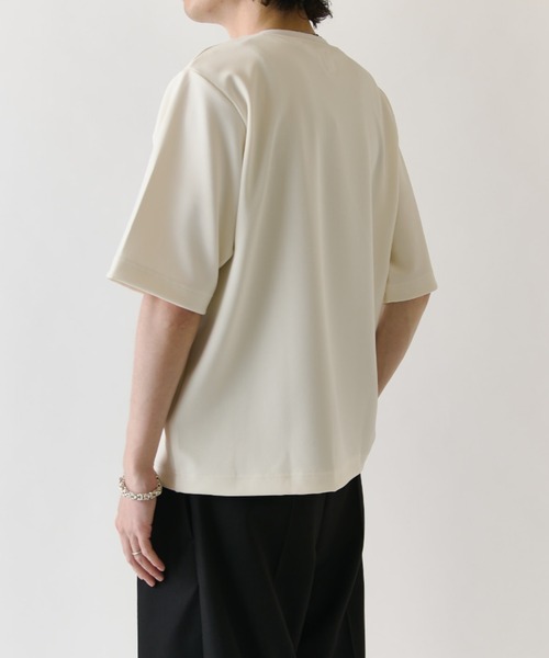 Lui's(ルイス)の「ジョーゼットヘンリーネックTシャツ(Tシャツ/カットソー・メンズ・ホワイト/ブラック/ライトベージュ・M/S)」の13枚目の写真