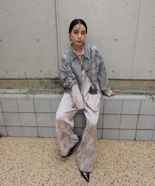 Ameri（アメリ）の「MOLE YARN EMBROIDERY SATIN PANTS（その他パンツ・レディース・ベージュ/ブラック/スカイブルー・MEDIUM/SMALL）」の19枚目の写真