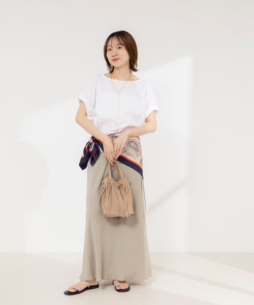 NOLLEY’S(ノーリーズ)の「《セットアップ対応》ウォッシャブルエクセルテックタンブラーギャザーフレンチスリーブブラウス(シャツ/ブラウス・レディース・ベージュ/ホワイト/ブラック・FREE)」の12枚目の写真