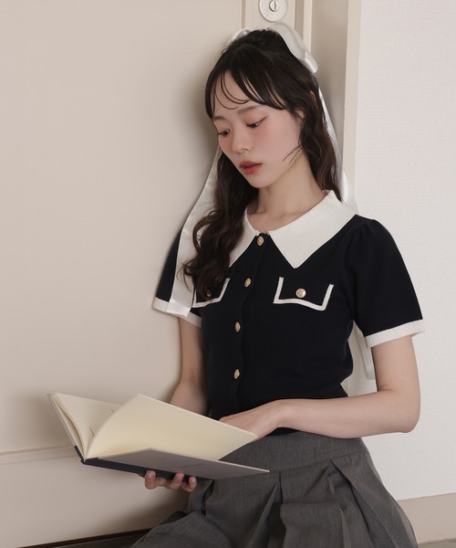 one after another NICE CLAUP(ワンアフターアナザーナイスクラップ)の「【ZOZO限定】バイカラーゴールドボタンポロニット(ニット/セーター・レディース・ピンク/ネイビー/ブラック/ベージュ・FREE)」の15枚目の写真