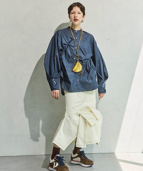 OMMO（オーエムエムオー）の「PINCH TUCK SH（シャツ/ブラウス・レディース・インディゴブルー/ブルー系その他/ホワイト・F）」の22枚目の写真