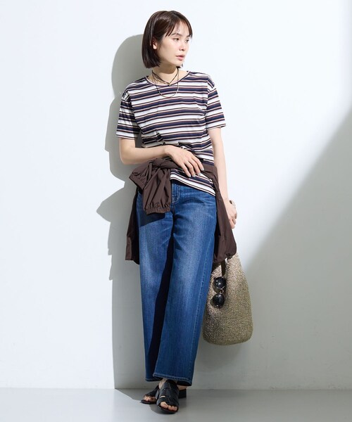 INDIVI(インディヴィ)の「【ゆったり/着映え】ボーダーリラクシーTシャツ(Tシャツ/カットソー・レディース・ブルー系その他7/ブラック系2・34/15 /13/05/38)」の5枚目の写真