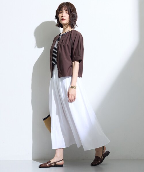 INDIVI(インディヴィ)の「【ゆったり/着映え】ボーダーリラクシーTシャツ(Tシャツ/カットソー・レディース・ブルー系その他7/ブラック系2・34/15 /13/05/38)」の9枚目の写真