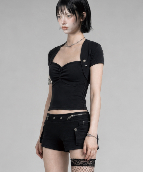 ETRE AU SOMMET（エトレオソメ）の「Shirring Eyelet Bolero Top (Black)（Tシャツ/カットソー・レディース・ブラック・FREE）」の2枚目の写真