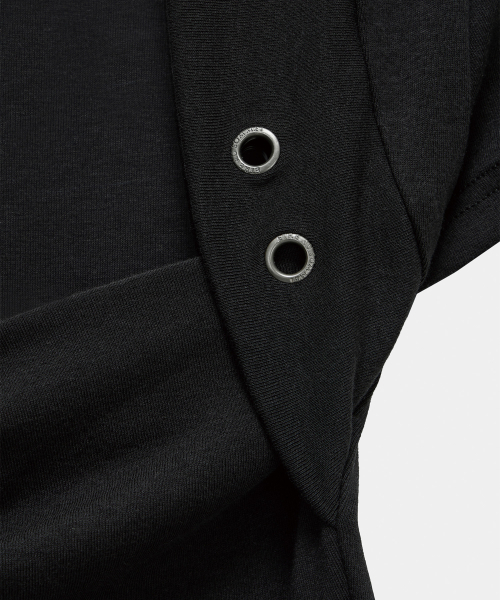 ETRE AU SOMMET（エトレオソメ）の「Shirring Eyelet Bolero Top (Black)（Tシャツ/カットソー・レディース・ブラック・FREE）」の8枚目の写真