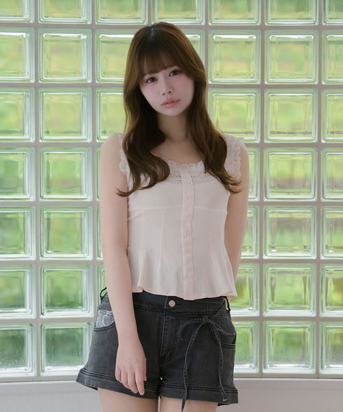 M DOLLY(エムドリー)の「Lace ellery peplum tops / レースエラリーペプラムトップス(タンクトップ・レディース・ホワイト/ピンク・FREE)」の1枚目の写真