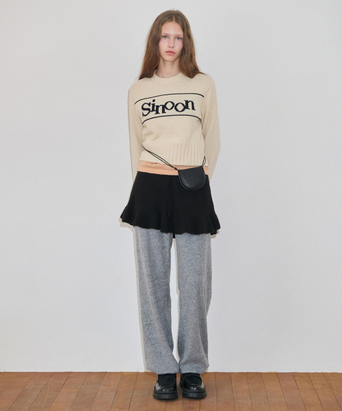 SINOON（シヌーン）の「Flare Knit Skirt & Cape (Black)（スカート・レディース・ブラック・FREE）」の4枚目の写真