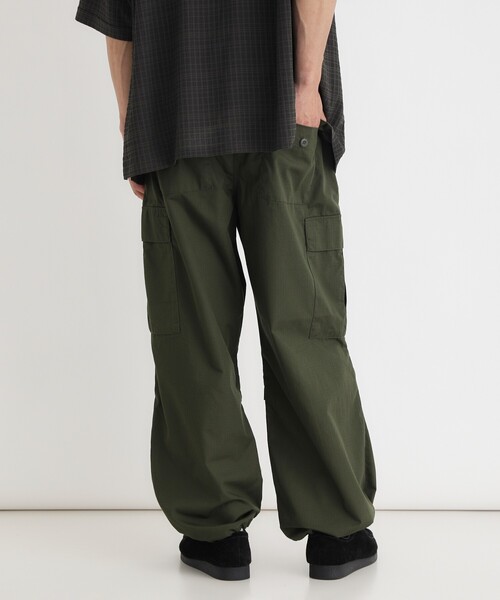 Refurbish(リファービッシュ)の「イージーカーゴパンツ(その他パンツ・メンズ・カーキ系3/カーキ・04/06/05)」の7枚目の写真