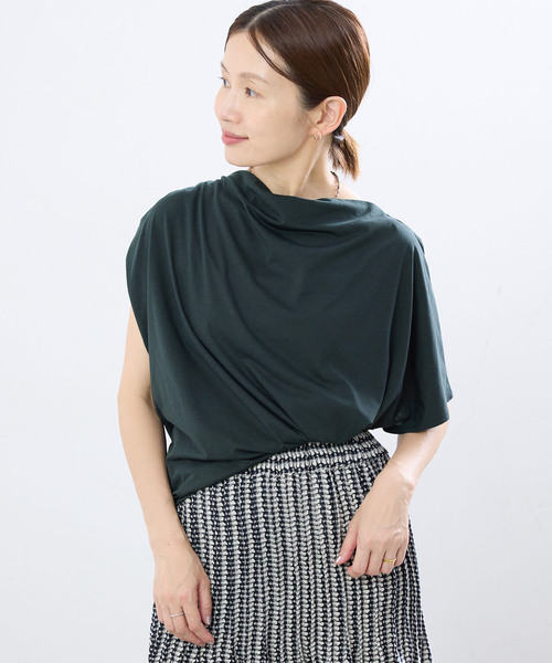 IENA(イエナ)の「《接触冷感》アシメトリソフトプルオーバー(Tシャツ/カットソー・レディース・ブラック系その他/ベージュ/チャコールグレー・FREE)」の7枚目の写真