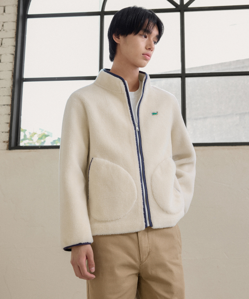 LEFTSEOUL（レフトソウル）の「メンズ リアルウールフリースジップアップ [アイボリー]（ムートンコート・レディース・アイボリー・MEDIUM/LARGE）」の2枚目の写真