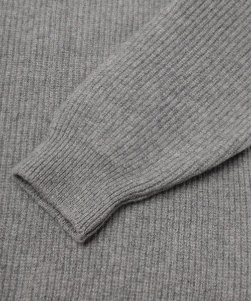 CULLNI(クルニ)の「Extra Wool Minimal Skipper Rib Knit Pullover(ニット/セーター・メンズ・ブルー/レッド/グレー/ブラック・2/1)」の22枚目の写真