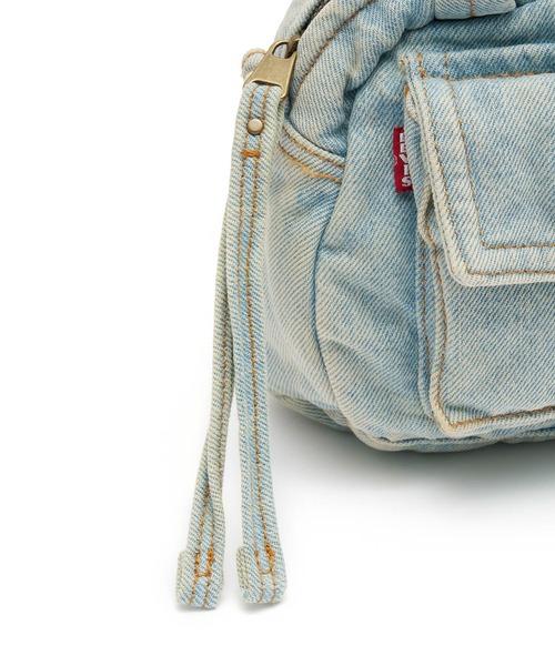 Levi's(リーバイス)の「Levi's/リーバイス スモール ブレイク ハンドバッグ(ハンドバッグ・レディース・ブルー・OS)」の4枚目の写真