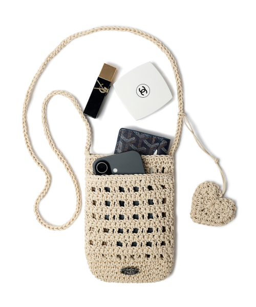 MADENROLLS（マデンロールズ）の「Crochet Mini Bag Ivory（メッセンジャーバッグ・レディース・その他・FREE）」の2枚目の写真