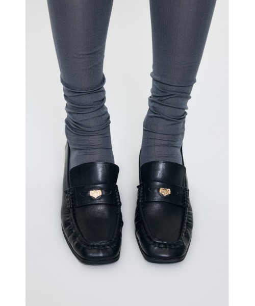 MOUSSY(マウジー)の「【26年AW新作】GATHER HEEL COIN ローファー(ローファー・レディース・ブラック/ブラウン・LARGE/MEDIUM/SMALL)」の3枚目の写真