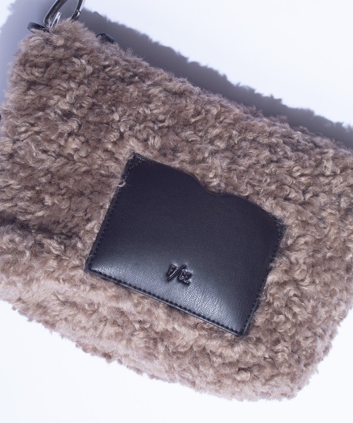 F/CE. (エフシーイー)の「F/CE. BOA SHOULDER POACH / エフシーイー ボア ショルダー ポーチ(ショルダーバッグ・レディース・ベージュ/ブラック・FREE)」の4枚目の写真