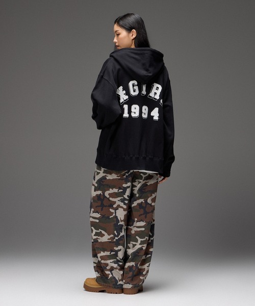 X-girl(エックスガール)の「LOGO PATCH AND STITCH ZIP UP SWEAT HOODIE(パーカー・レディース・アッシュ/ブラック・M/S)」の8枚目の写真