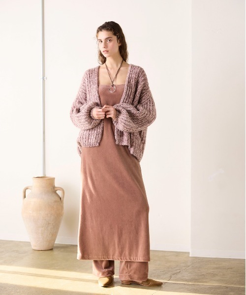 WALANCE(ワランス)の「COTTON VELOUR CAMSOLE DRESS(ワンピース・レディース・スミクロ/カーキ・FREE)」の7枚目の写真