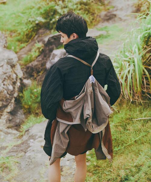 CMF OUTDOOR GARMENT(シーエムエフアウトドアガーメント)の「CMF OUTDOOR GARMENT/シーエムエフ アウトドアガーメント 別注 SLASH SHELL(マウンテンパーカー・メンズ・その他24/ブラック/ブラウン・L/M/XL)」の22枚目の写真