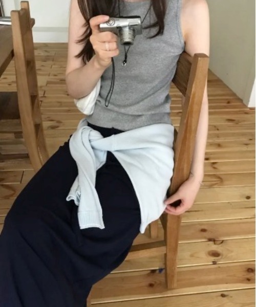 LOENNE(ロエヌ)の「Drawstring Maxi Skirt / ドローストリングマキシスカート(スカート・レディース・ネイビー/ブラック/グレー・FREE)」の12枚目の写真
