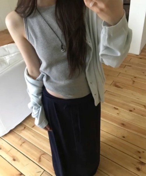 LOENNE(ロエヌ)の「Drawstring Maxi Skirt / ドローストリングマキシスカート(スカート・レディース・ネイビー/ブラック/グレー・FREE)」の14枚目の写真