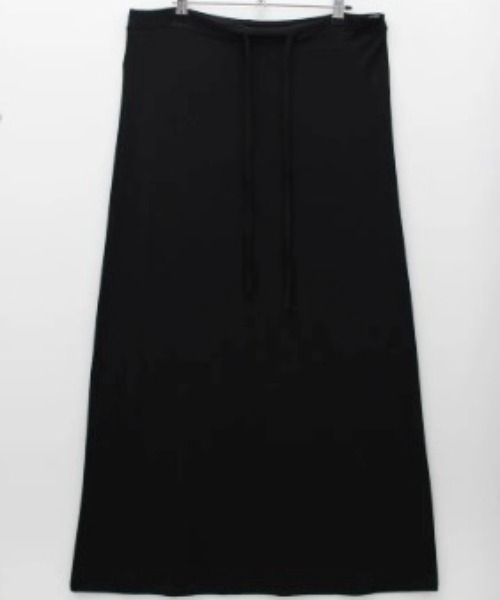LOENNE(ロエヌ)の「Drawstring Maxi Skirt / ドローストリングマキシスカート(スカート・レディース・ネイビー/ブラック/グレー・FREE)」の19枚目の写真