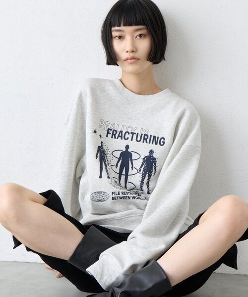 CIAOPANIC TYPY(チャオパニックティピー)の「ヒューマングラフィック裏毛スウェット(スウェット・レディース・ネイビー/グレー/ベージュ・MEDIUM/LARGE)」の8枚目の写真