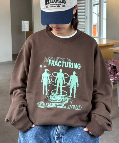 CIAOPANIC TYPY(チャオパニックティピー)の「ヒューマングラフィック裏毛スウェット(スウェット・レディース・ネイビー/グレー/ベージュ/ブラウン/チャコールグレー・MEDIUM/LARGE)」の4枚目の写真