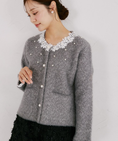 tocco closet(トッコ クローゼット)の「【ZOZO限定】レース×パール装飾ニットジャケット(ニット/セーター・レディース・グレー/ベージュ・M)」の17枚目の写真