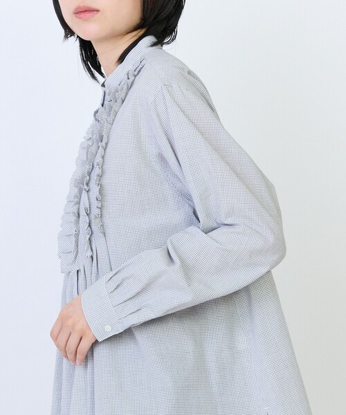 LOISIR(ロワズィール)の「フリルテクニックデザインブラウス(シャツ/ブラウス・レディース・サックスブルー/チェック・FREE)」の19枚目の写真