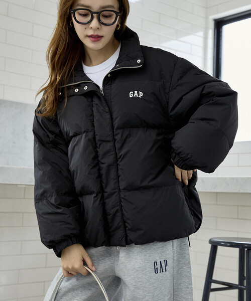 GAP(ギャップ)の「PUBLUX × GAP/ギャップ 別注 ダウンジャケット 限定展開(ダウンジャケット/コート・レディース・ブラウン/サックスブルー/ナチュラル/ブラック・フリ-)」の7枚目の写真