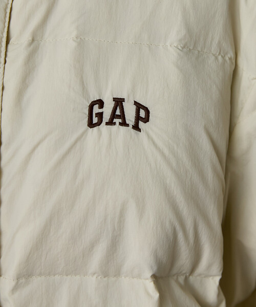 GAP(ギャップ)の「PUBLUX × GAP/ギャップ 別注 ダウンジャケット 限定展開(ダウンジャケット/コート・レディース・ブラウン/サックスブルー/ナチュラル/ブラック・フリ-)」の17枚目の写真