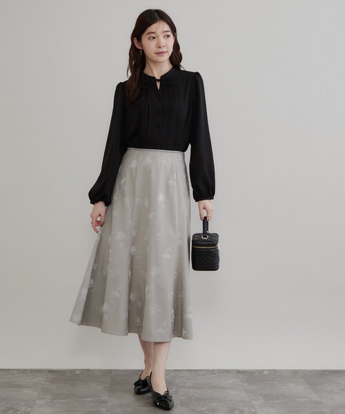 couture brooch（クチュールブローチ）の「【衿元リボンが可憐】ピンタック レース ブラウス（シャツ/ブラウス・レディース・ブラック/ベビーピンク/アイボリー・36/42/40/38）」の10枚目の写真