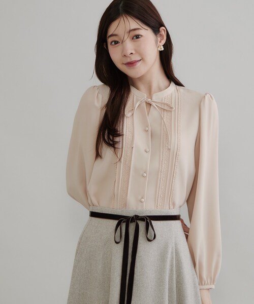 couture brooch（クチュールブローチ）の「【衿元リボンが可憐】ピンタック レース ブラウス（シャツ/ブラウス・レディース・ブラック/ベビーピンク/アイボリー・36/42/40/38）」の19枚目の写真