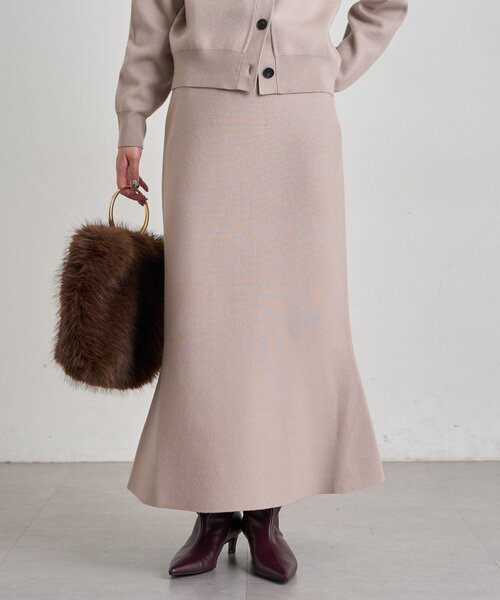LOUNGEDRESS(ラウンジドレス)の「《セットアップ可》スウェットライクフレアスカート 秋服(スカート・レディース・ライトベージュ/グレー/レッド/ブラック・FREE)」の18枚目の写真