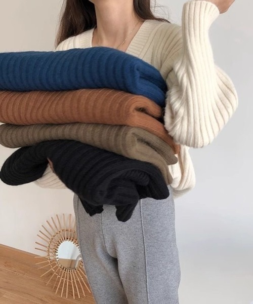 Beststore（ベストストア）の「【全5色】こなれ感たっぷり ルーズシルエット Vネック ワイドリブ ニット セーター 秋冬（ニット/セーター・レディース・ブラウン/ベージュ/ダークブルー/オフホワイト/ブラック・FREE）」の22枚目の写真