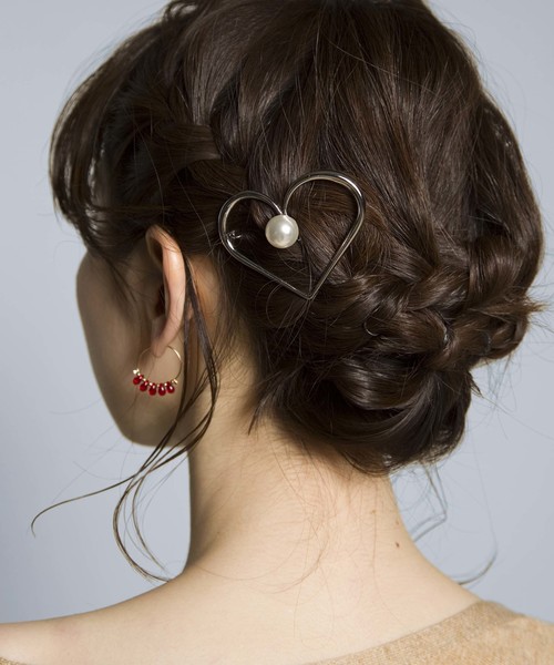 PLAIN CLOTHING（プレーンクロージング）の「パールハートクリップ【PLAIN CLOTHING】（バレッタ/ヘアクリップ・レディース・ゴールド/シルバー・FREE）」の7枚目の写真