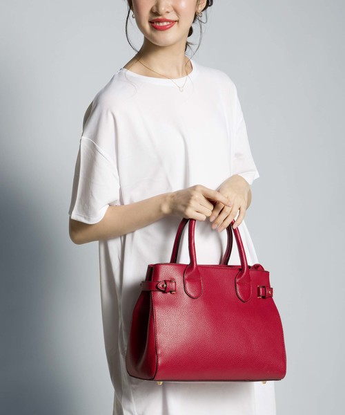 PLAIN CLOTHING（プレーンクロージング）の「スクエアハンドバッグ【PLAIN CLOTHING】（ショルダーバッグ・レディース・カーキ/ブラック/ベージュ/ネイビー/レッド/キャメル/グレー・FREE）」の7枚目の写真