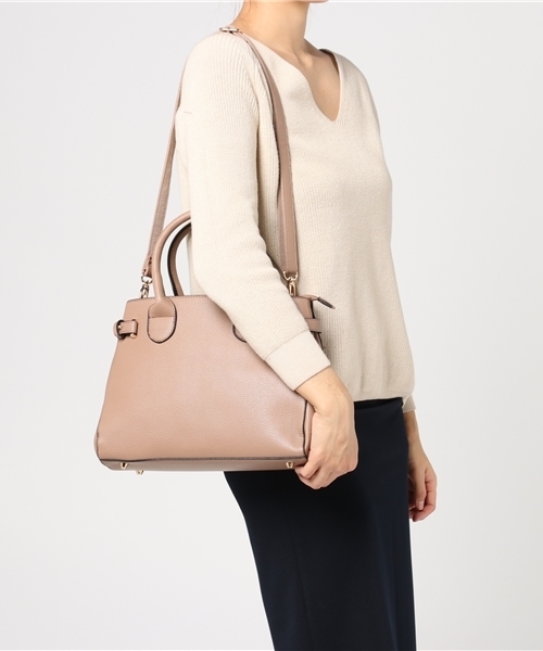 PLAIN CLOTHING（プレーンクロージング）の「スクエアハンドバッグ【PLAIN CLOTHING】（ショルダーバッグ・レディース・カーキ/ブラック/ベージュ/ネイビー/レッド/キャメル/グレー・FREE）」の10枚目の写真