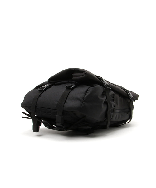 Columbia(コロンビア)の「モンロースプリングス25L バックパック(バックパック/リュック・メンズ・ダークグレー/ブラック/グリーン/ウッドランド・ONE SIZE)」の6枚目の写真