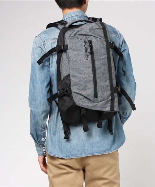 Columbia(コロンビア)の「モンロースプリングス25L バックパック(バックパック/リュック・メンズ・ダークグレー/ブラック/グリーン/ウッドランド・ONE SIZE)」の14枚目の写真