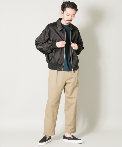 URBAN RESEARCH(アーバンリサーチ)の「UR T/Cツイル ワンタックワイドパンツ(その他パンツ・メンズ・ベージュ/カーキ/ブラック・LARGE/MEDIUM)」の14枚目の写真